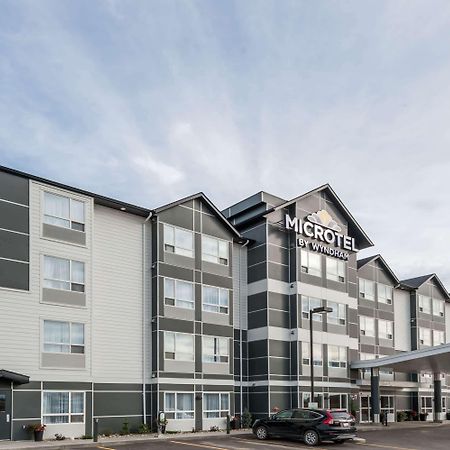 Microtel Inn & Suites By Wyndham Fort Saint John Fort St. John Bagian luar foto