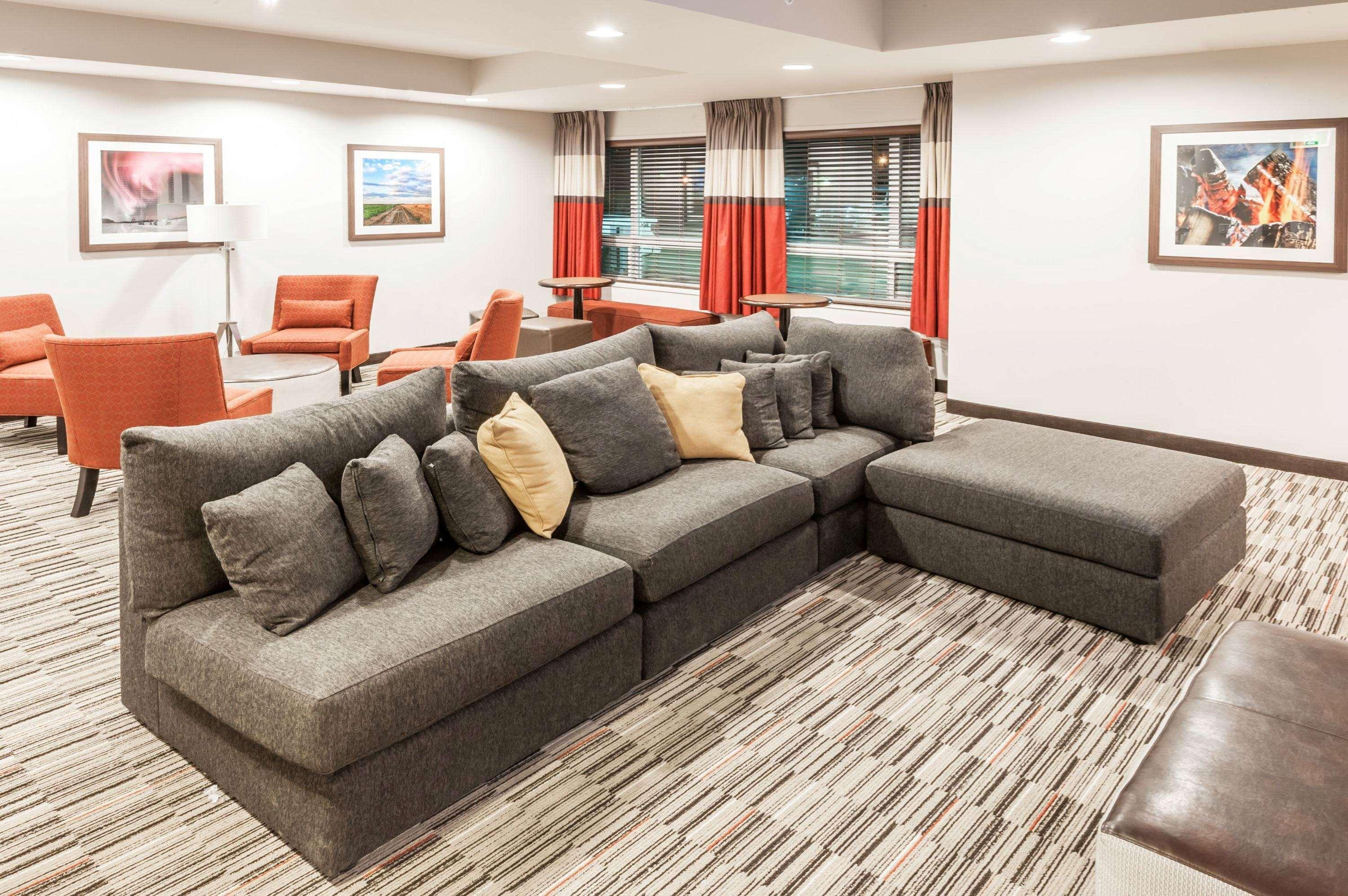 Microtel Inn & Suites By Wyndham Fort Saint John Fort St. John Bagian luar foto