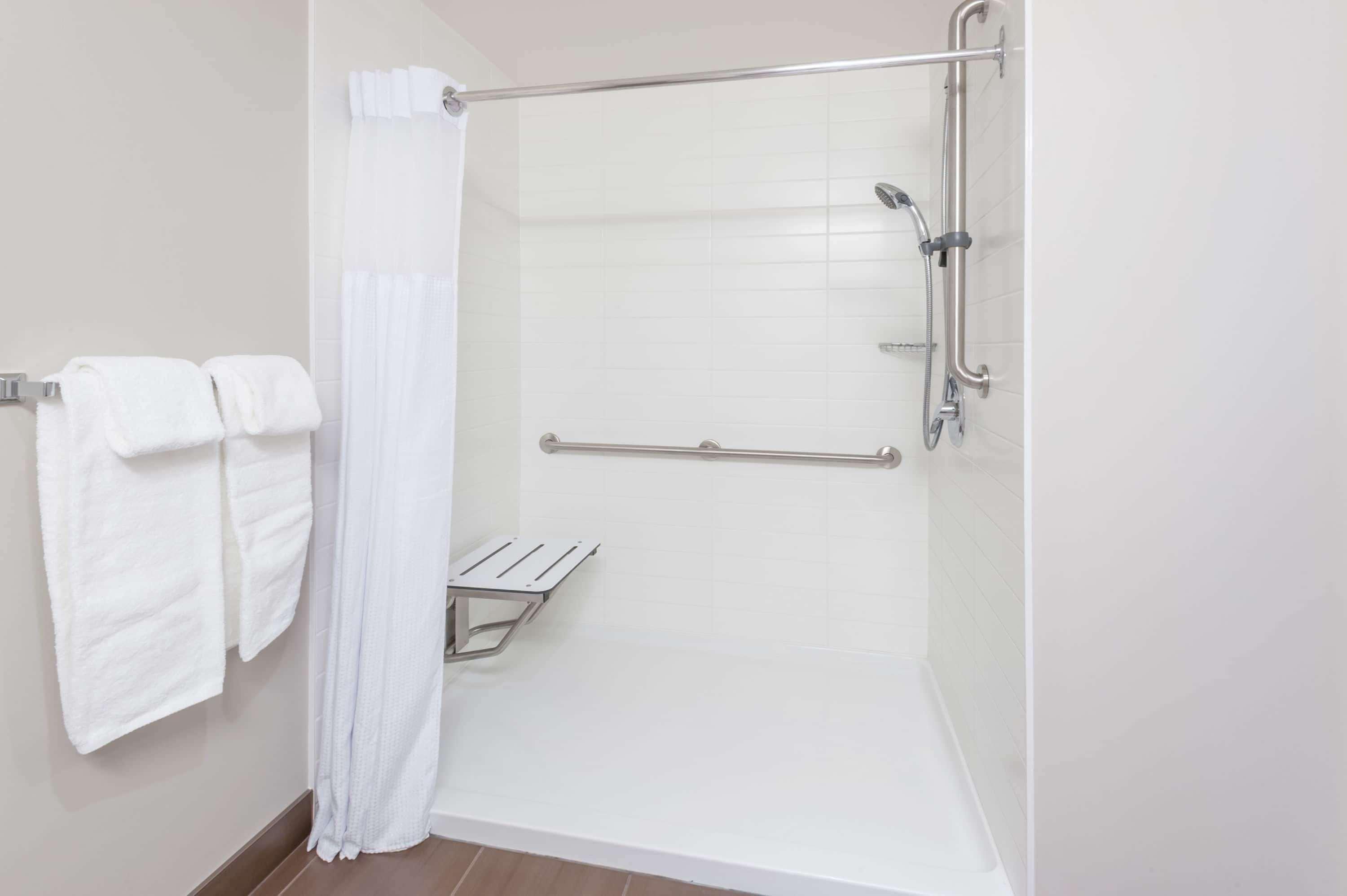Microtel Inn & Suites By Wyndham Fort Saint John Fort St. John Bagian luar foto