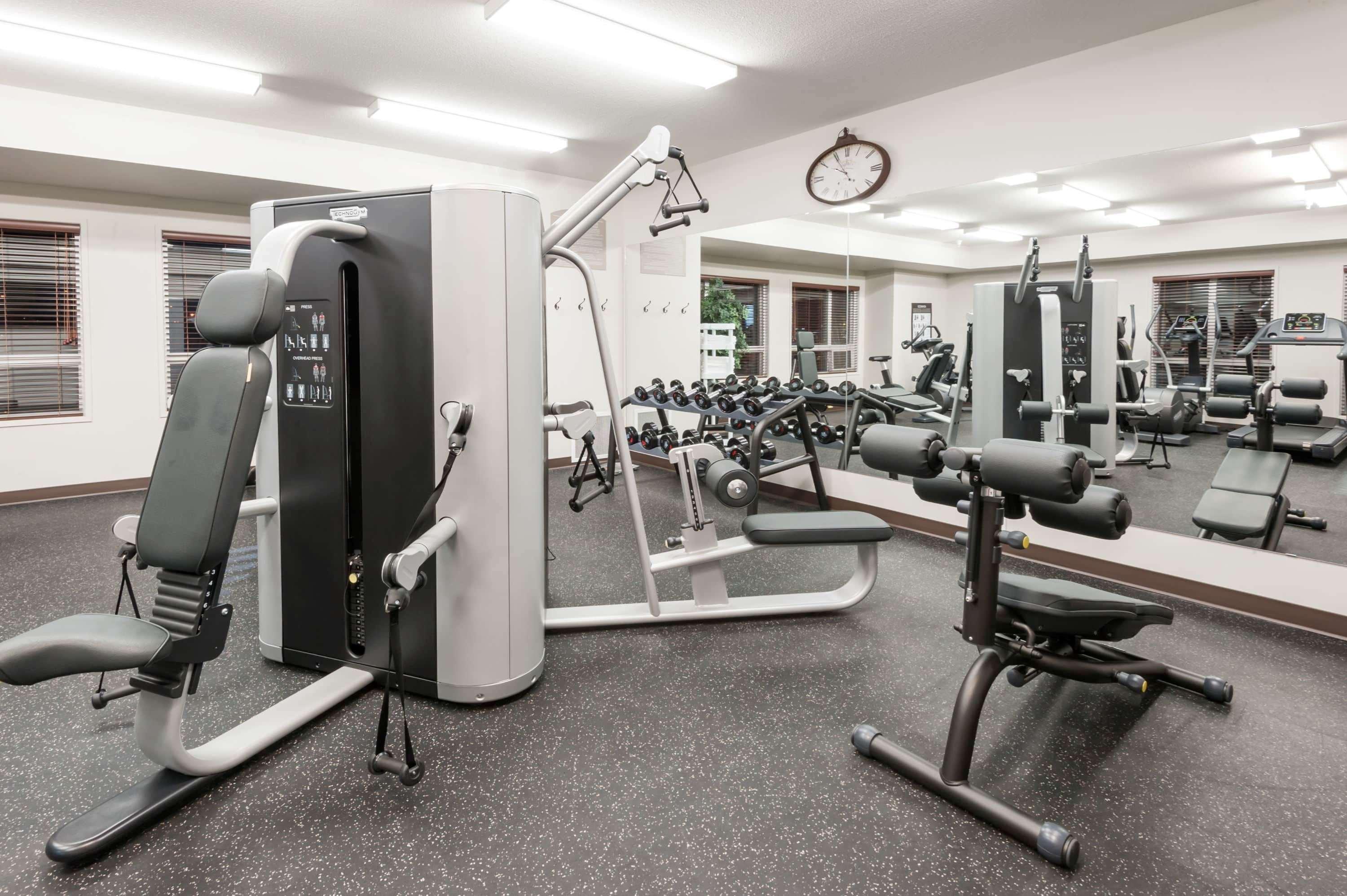 Microtel Inn & Suites By Wyndham Fort Saint John Fort St. John Bagian luar foto