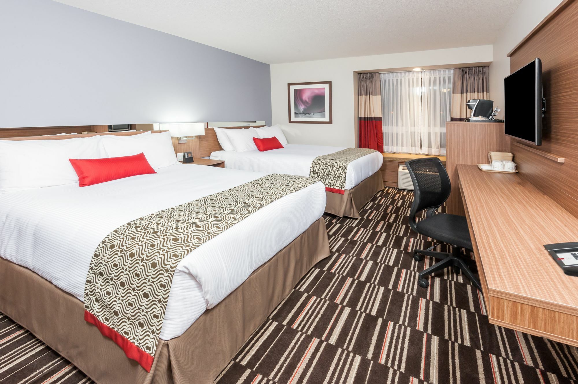 Microtel Inn & Suites By Wyndham Fort Saint John Fort St. John Bagian luar foto