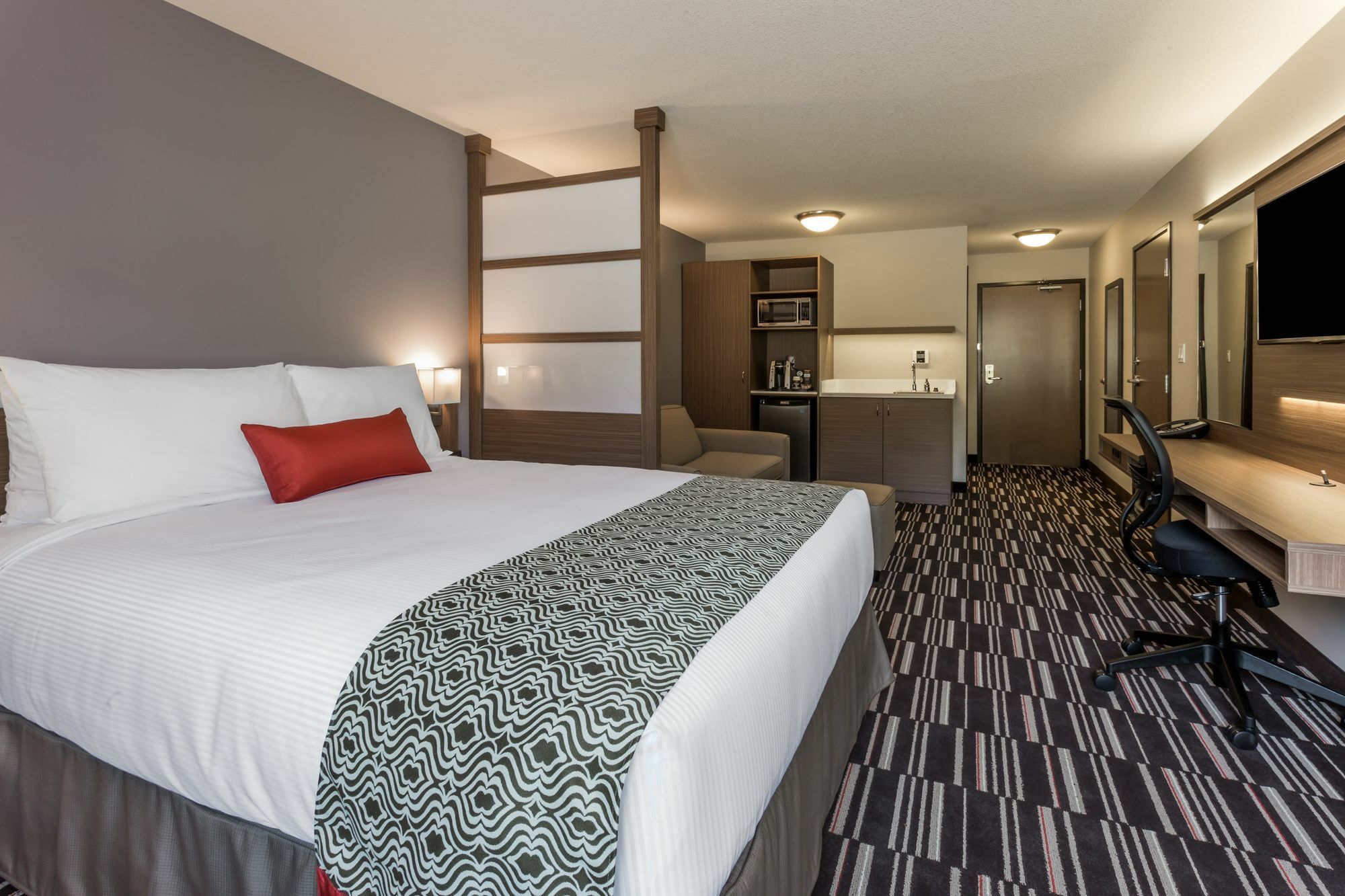 Microtel Inn & Suites By Wyndham Fort Saint John Fort St. John Bagian luar foto